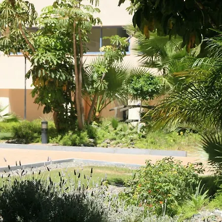 Centro Y Playa-parking Apartment Malaga